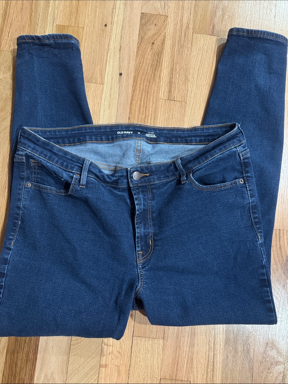 Old Navy Women’s Indigo Skinny Jeans